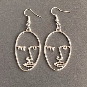 NEW Human Face Earrings in Silver color